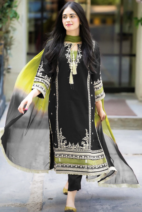 Lawn 3PC Embroidered ( Unstitched )