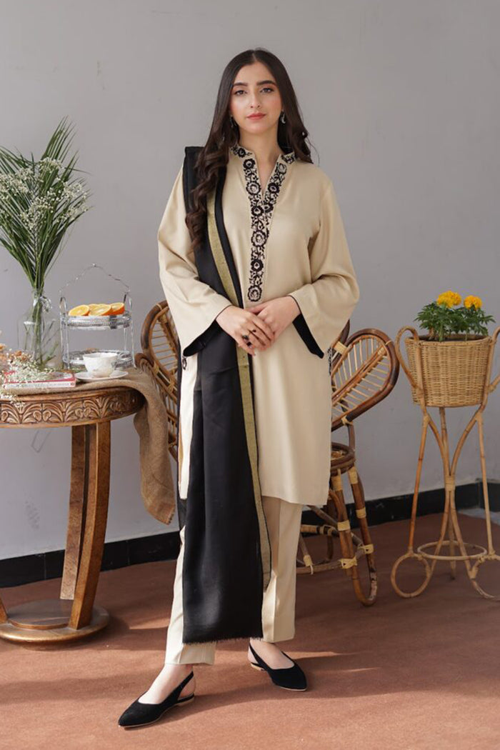Heavy Embroidered Dhanak Suit (Embroidered Dhanak Shawl)